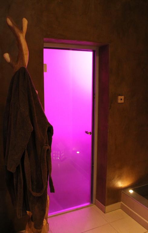 Vlaamse Ardennen Vakantiehuis Casa Caliente Met Wellness Avelgem Rum bild